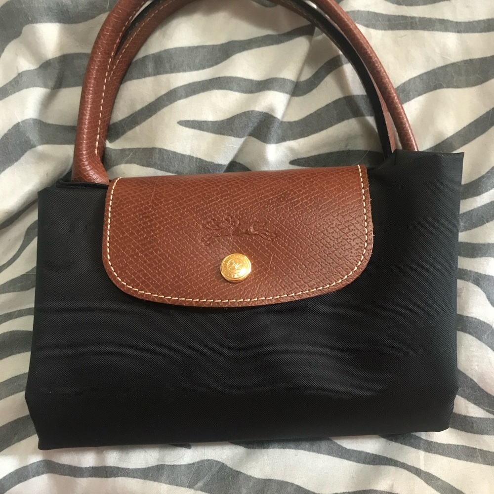 Longchamp medium short handle